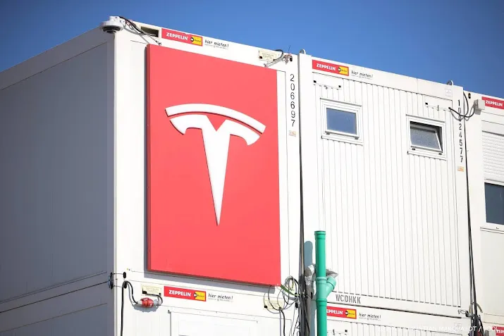 tesla heeft bij autoverkoop last van dure dollar