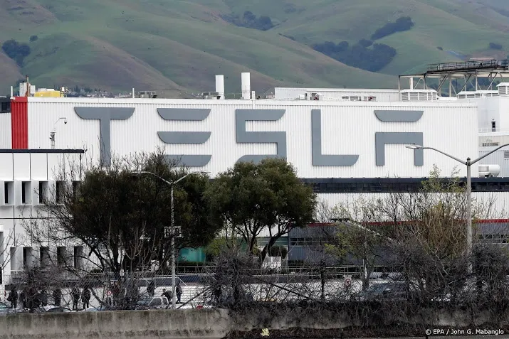 tesla klaagt regering trump aan om chinese importtarieven