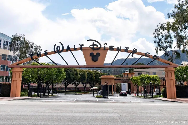 the lion king doet kassa rinkelen bij disney