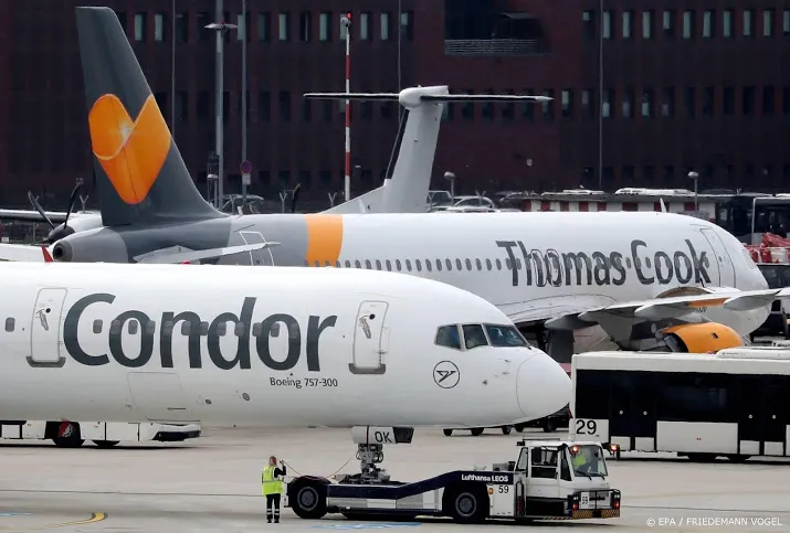 thomas cook dochter condor blijft vliegen