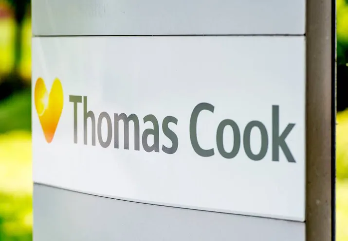 thomas cook praat over verkoop maatschappij