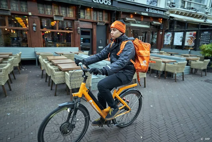 thuisbezorgd nl breidt eigen bezorgdienst versneld uit om corona