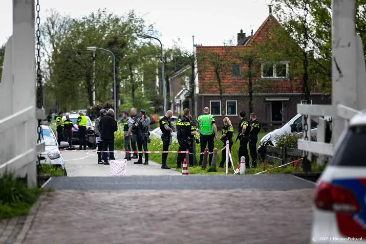 tientallen agenten betrokken bij achtervolging overvallers