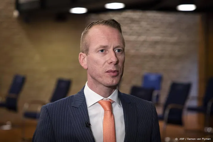 tijdelijke vervanger voor door corona getroffen burgemeester urk