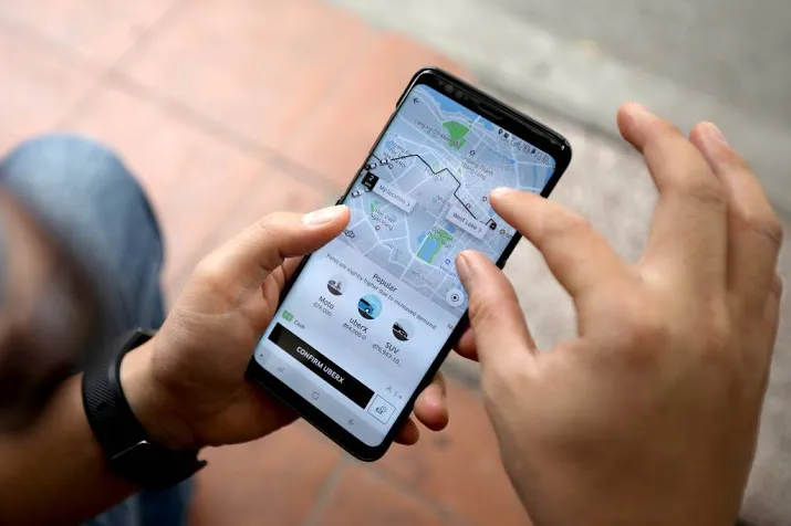 tik op vingers uber om verzwijgen grote hack