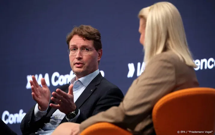 topman daimler beloning topmanagers moet fors omlaag
