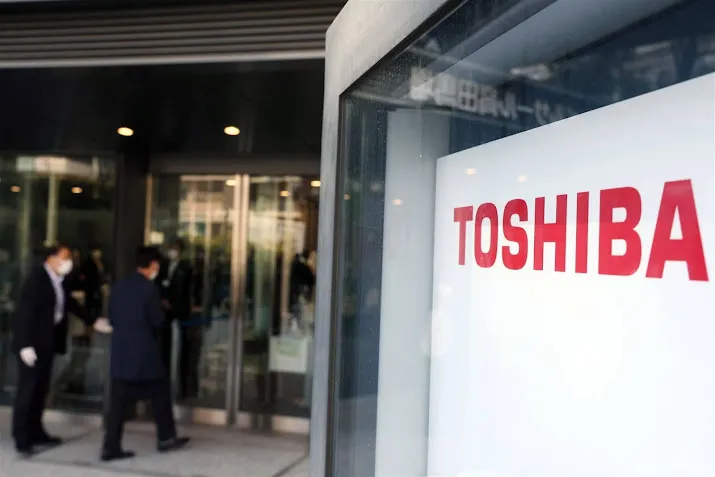 toshiba accepteert overnamebod van japans consortium