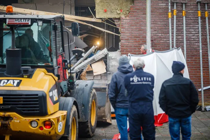 tot 14 jaar celstraf geeist tegen plofkrakers