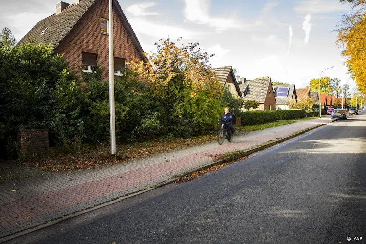 tot 23 jaar cel voor moordaanslag op enschedese advocaat schol