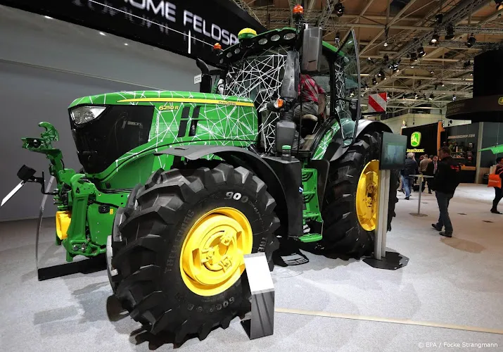 tractorbouwer deere boekt recordwinst door sterke vraag