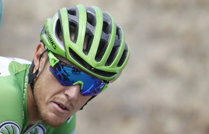 trentin start het jaar met gebroken rib