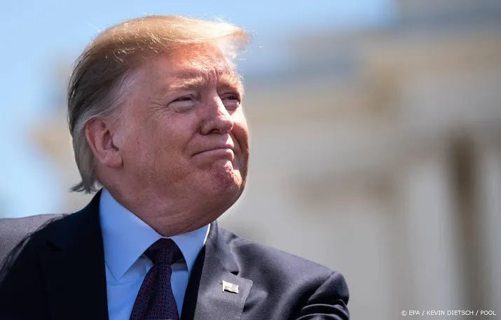 trump verleent pardon aan krantenmagnaat