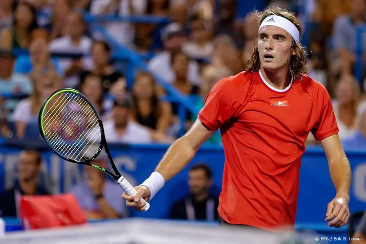 tsitsipas laat zich verrassen door hurkacz