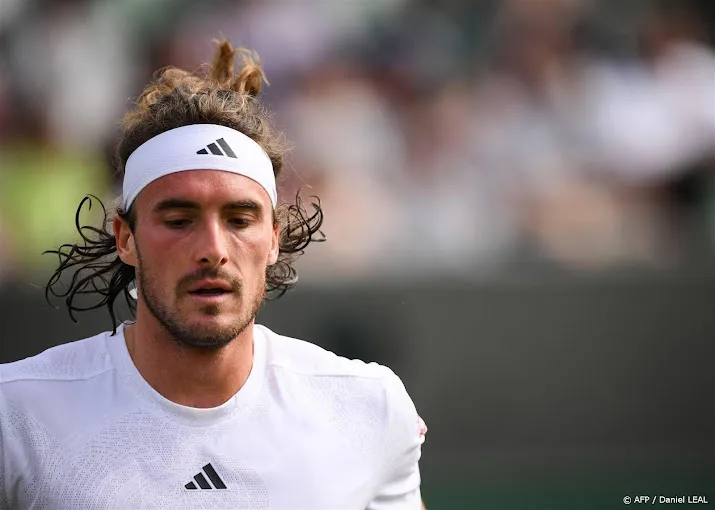 tsitsipas uitgeschakeld in de vierde ronde van wimbledon