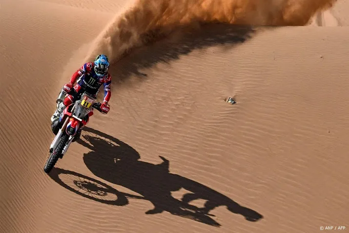 tweede dagsucces chileense motorrijder cornejo in dakar rally