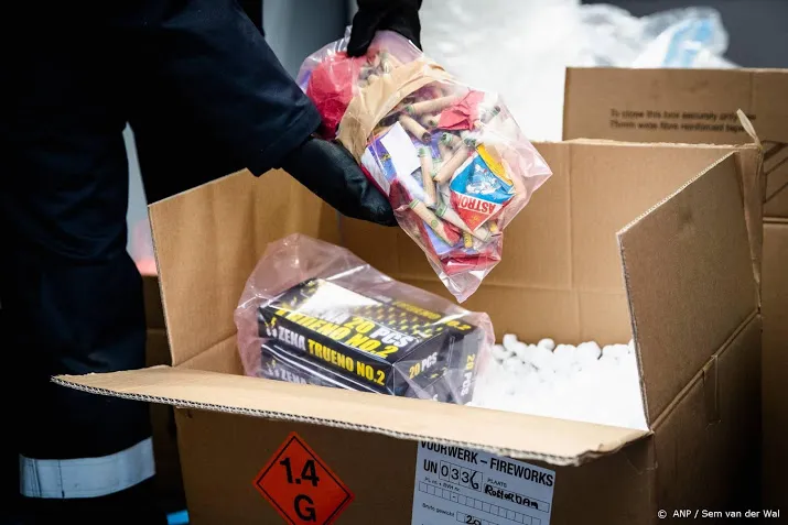 tweede inzameldag vuurwerk levert ruim 200 kilo op