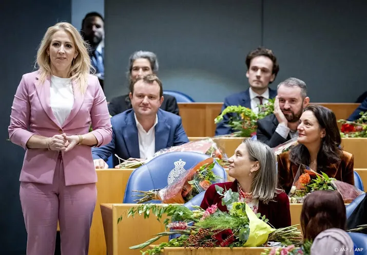 tweede kamer neemt afscheid van sp leider marijnissen