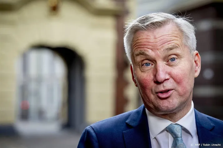tweede kamer stemt in met spreidingswet asielzoekers