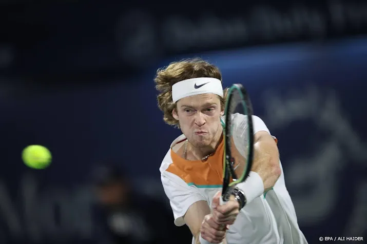 tweede toernooizege op rij voor russische tennisser roeblev
