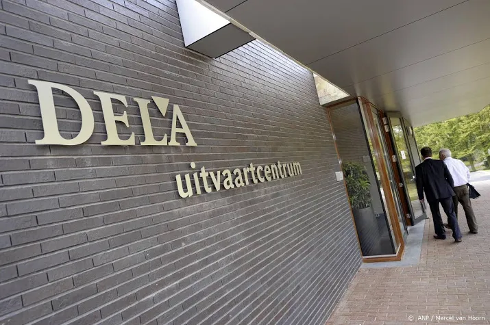 uitvaartorganisatie dela neemt noodlijdend yarden toch over
