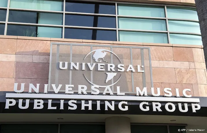 universal klaagt ai bedrijf aan voor kopieren songteksten