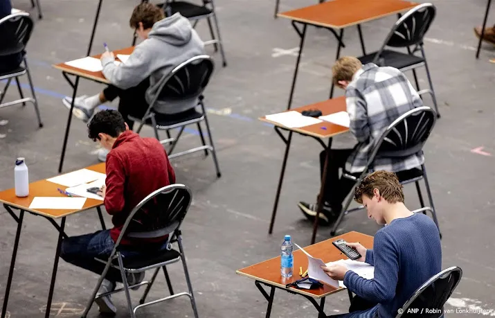 universiteiten vinden soepeler bindend studieadvies slecht plan