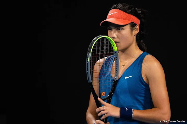 us open kampioene raducanu pakt slechts een game in sydney