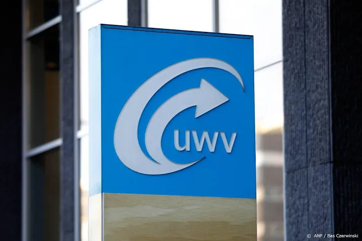 uwv attent op adressen met drie uitkeringen