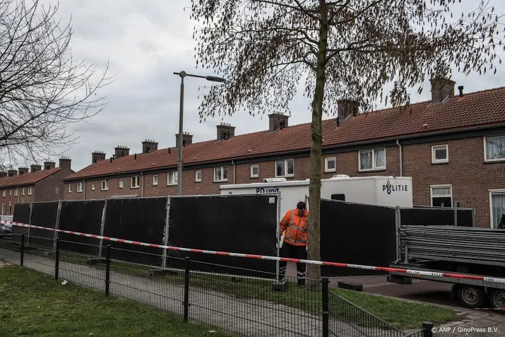 vader omgebrachte zoon blijft vastzitten