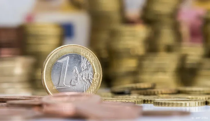 vakantiegeld dit jaar fors lager voor grootverdieners