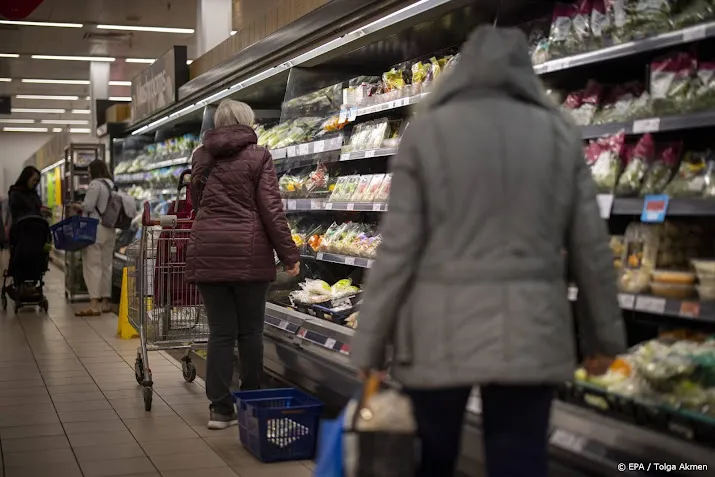 vakbond brits winkelpersoneel vaker uitgescholden