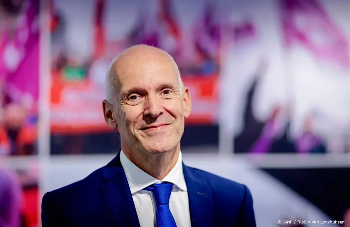 vakbond cnv pleit voor extra calamiteitenfonds voor werknemers