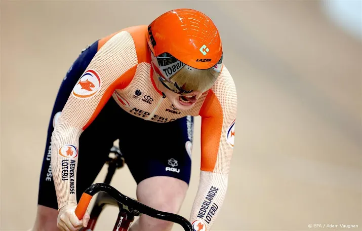 van de wouw en van der peet naar eerste ronde sprint op wk baan