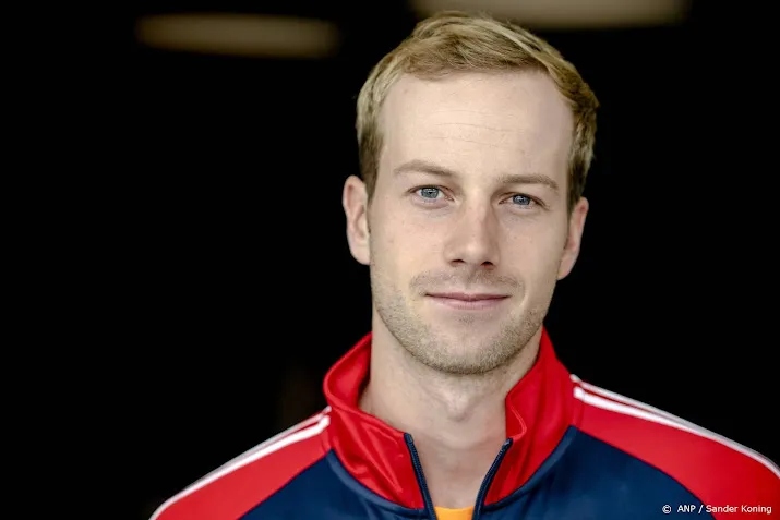 van de zandschulp verliest in twee sets van zwitserse qualifier