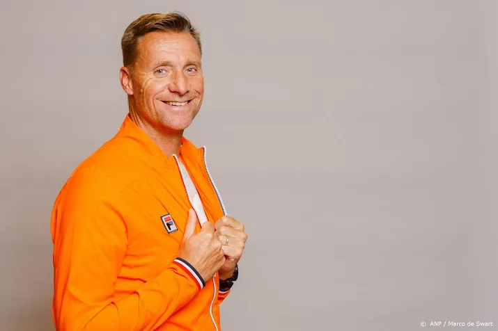 van de zandschulp vindt in sporrel nieuwe tenniscoach