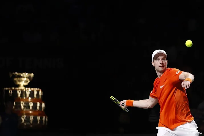 van de zandschulp wint onder nieuwe coach eerste duel van seizoen