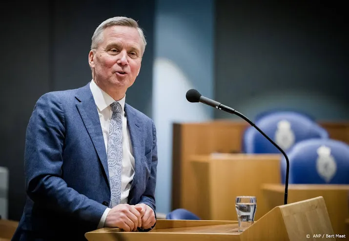 van der burg herkent zich niet in ontwrichting door asielcrisis
