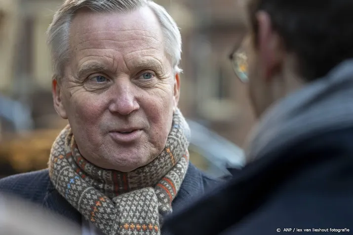 van der burg sluit hoger beroep over nareizigers niet uit