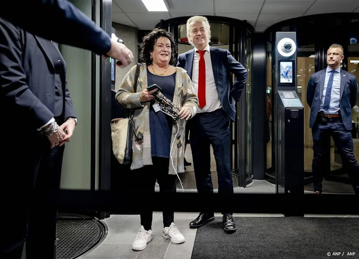 van der plas er is vooral vertrouwen nodig tussen de vier