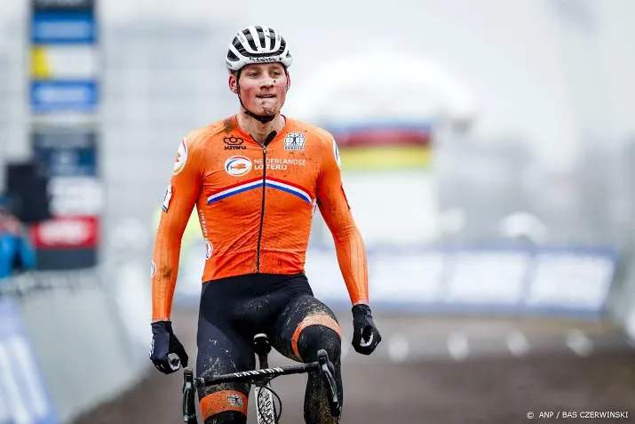 van der poel niet in omloop wel in kuurne