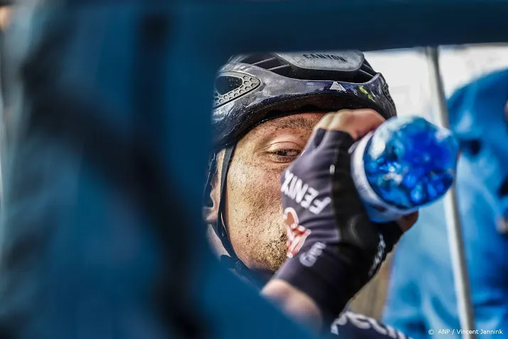 van der poel profiteert in cross herentals van pech van aert