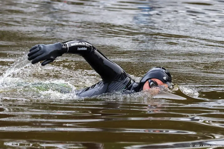 van der weijden haalt ruim 37 miljoen op met elfstedentriatlon