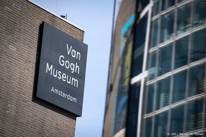 van gogh museum verkrijgt brief bordeelbezoek van gogh en gauguin