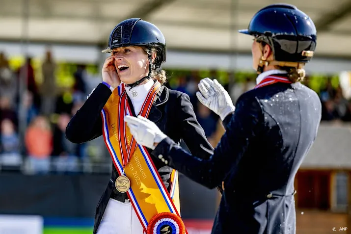 van liere nederlands kampioene dressuur