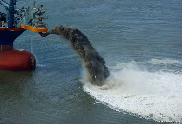 van oord weer aan de slag met bescherming britse kust