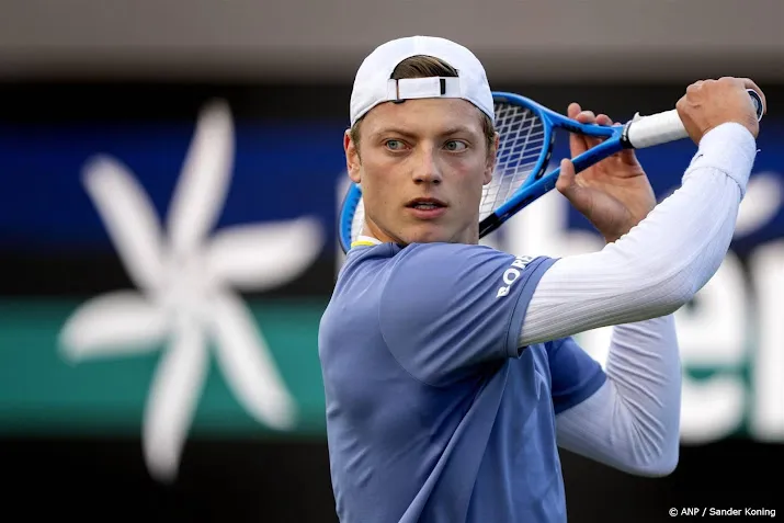 van rijthoven buigt in kwalificaties wimbledon voor japanner
