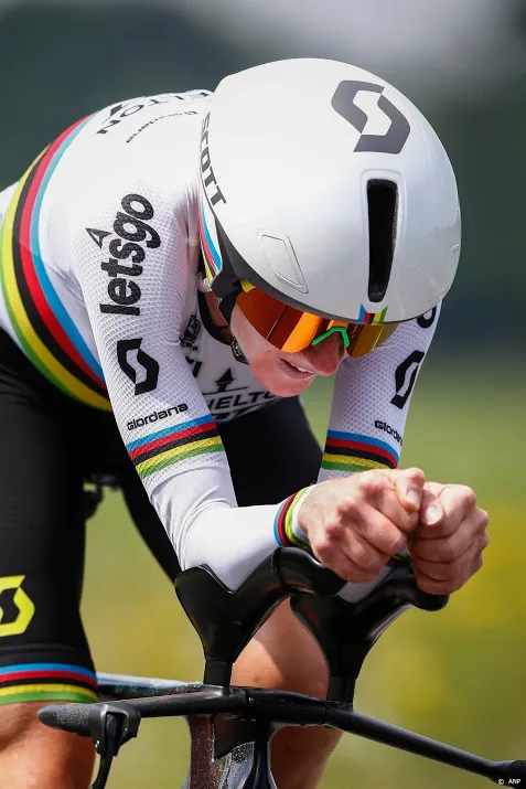van vleuten wint proloog ladies tour
