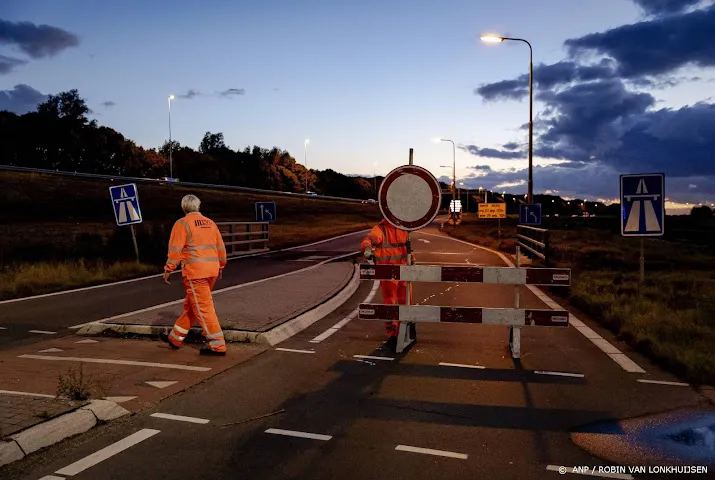 vanaf dinsdagochtend verkeershinder a12 bij oudenrijn verwacht