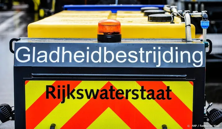 vanaf donderdagavond kans op gladheid op weg