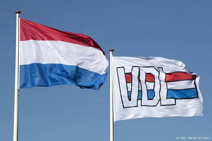 vdl krijgt grote bestelling voor elektrische bussen van gvb